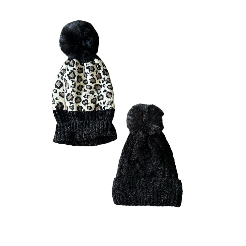 NEW Women’s/Girls Youth  Beanie Set.